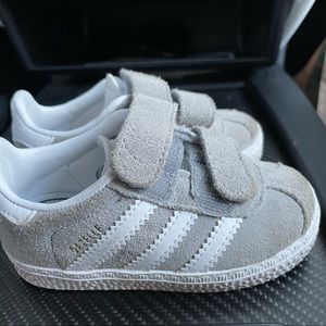 Toddler Adidas walking shoes